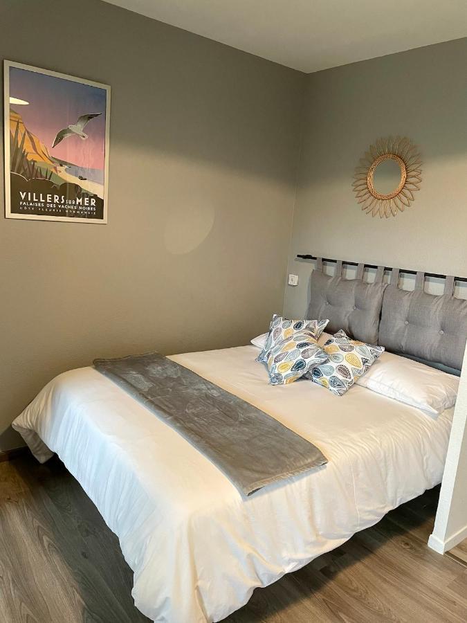 Studio Cote Piscine Apartment Equemauville Ngoại thất bức ảnh