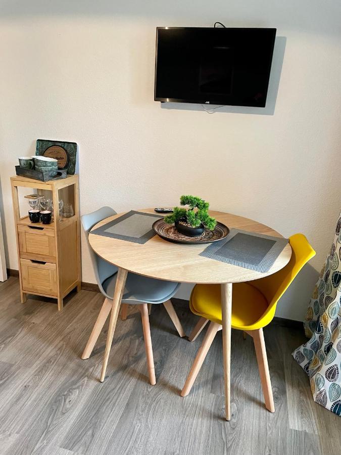 Studio Cote Piscine Apartment Equemauville Ngoại thất bức ảnh
